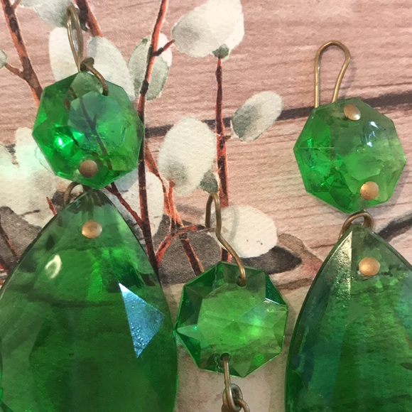 🪆Vintage Crystal’s - 🍀LIGHT CATCHERS 🪆Gorgeous Emerald Green Colour - 🍀 - Picture 5 of 8